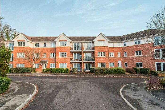 2 Bedroom Flat To Rent In Basingfield Close, Old Basing, Basingstoke, RG24