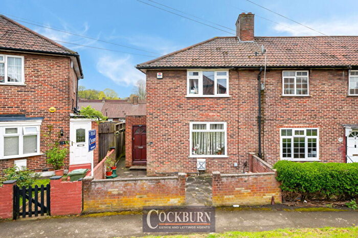 3 Bedroom Semi-Detached House To Rent In Prestbury Square, Mottingham, SE9