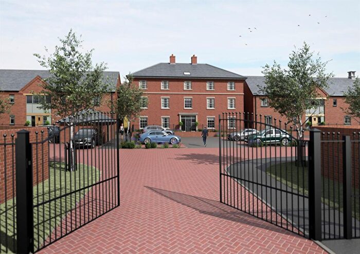 2 Bedroom Apartment For Sale In Hatfield Court, Tamworth, B79
