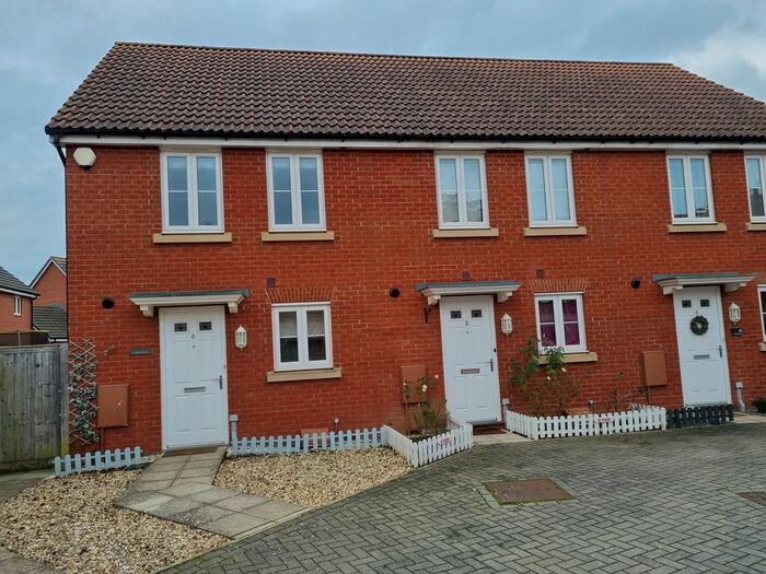 2 Bedroom Property To Rent In Wembdon Court, Wembdon Road, Bridgwater, TA6