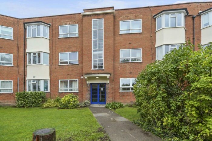 2 Bedroom Flat To Rent In Tufnell Park Road, London, N7