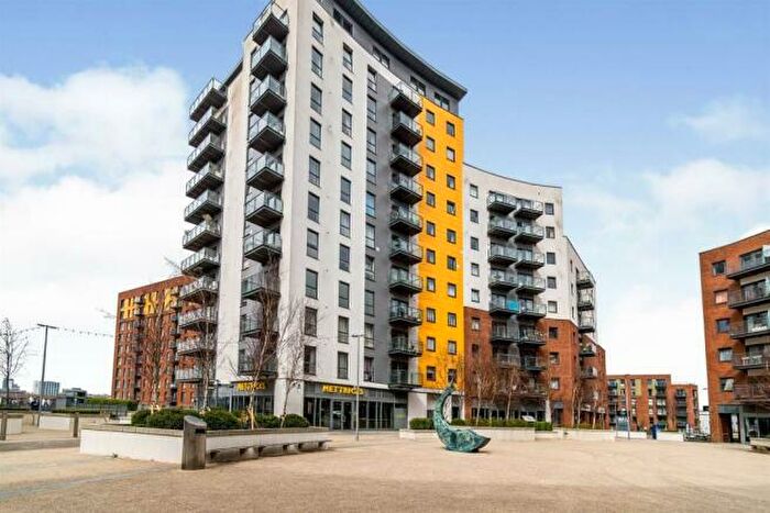 2 Bedroom Apartment To Rent In Centenary Plaza, Southampton, SO19
