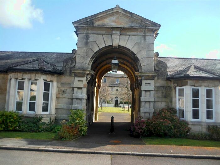 2 Bedroom Bungalow To Rent In Thomas Wyatt Road, Devizes, SN10