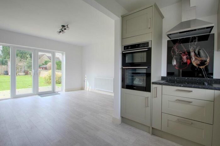 3 Bedroom Semi-Detached House For Sale In Padfield Green, Doulting, Doulting, BA4