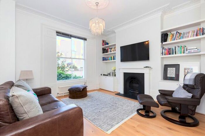 2 Bedroom Flat To Rent In Elizabeth Avenue, London, N1