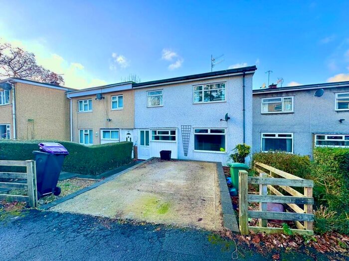 3 Bedroom Terraced House To Rent In Chepstow Rise, Croesyceiliog, NP44