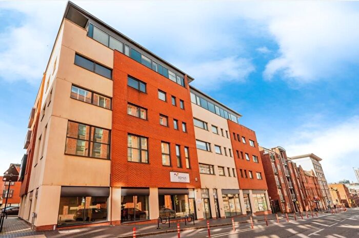 2 Bedroom Flat To Rent In Bradford Street, Birmingham, B12