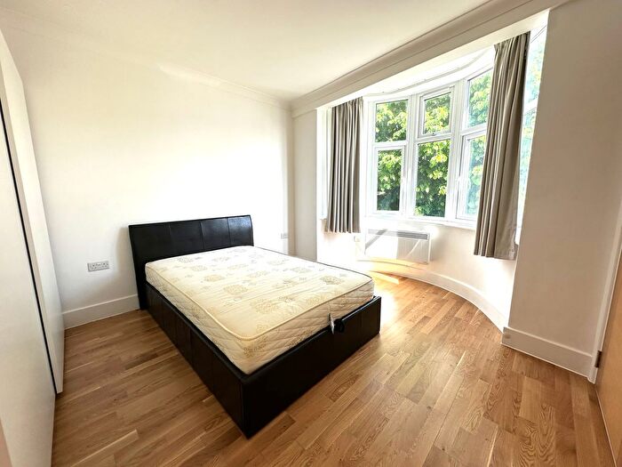 Studio To Rent In Antrobus Road, Chiswick, London, W4