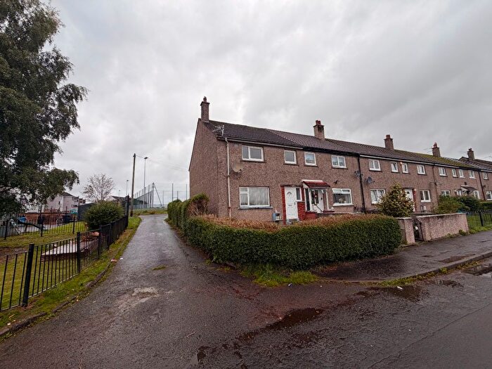 3 Bedroom Semi Detached House To Rent In Barwood Hill, Dumbarton, G82