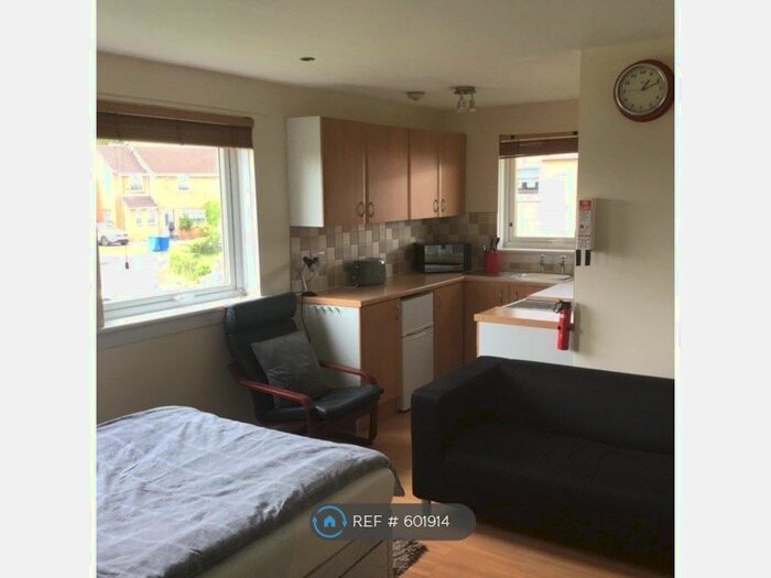 Studio To Rent In Glasgow, Glasgow, G33