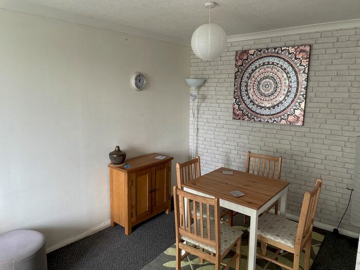 2 Bedroom Flat To Rent In St. Ann's Close, Newcastle Upon Tyne, NE1