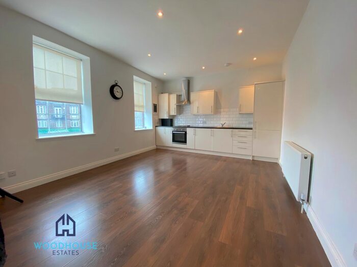 1 Bedroom Flat To Rent In Woodhouse Road, London, N12