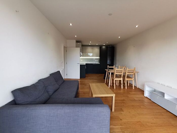 2 Bedroom Flat To Rent In Dawson Building, Prospect Row, London, E15