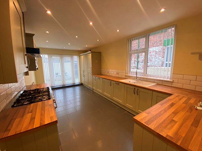 3 Bedroom House To Rent In Woodland Road, Seaforth, L21