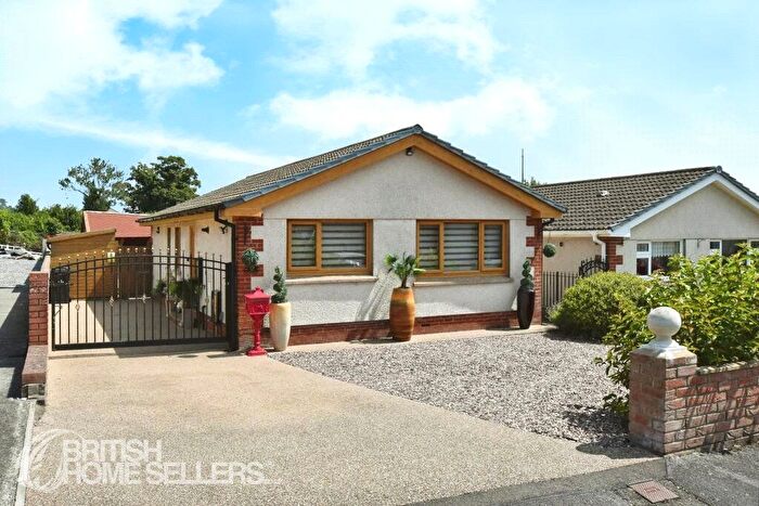 3 Bedroom Bungalow For Sale In Williams Terrace, Burry Port, Carmarthenshire, SA16