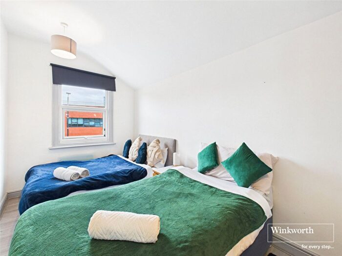 2 Bedroom Flat To Rent In Castle Street, Reading, Berkshire, RG1