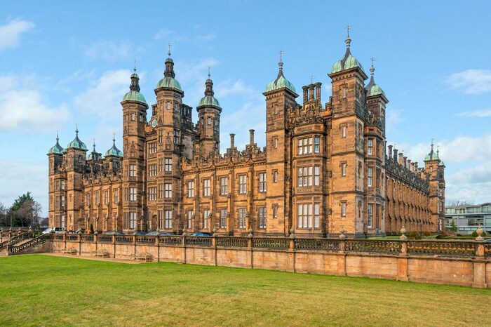 3 Bedroom Flat To Rent In Donaldson Drive, Edinburgh, Midlothian, EH12