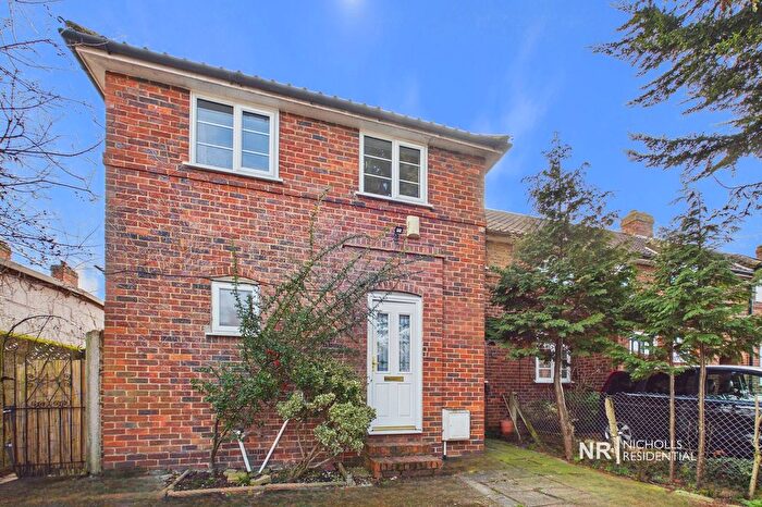 3 Bedroom Property To Rent In Rowden Road, Epsom, Surrey., KT19