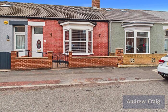 2 Bedroom Cottage For Sale In Bright Street, Roker, Sunderland, SR6