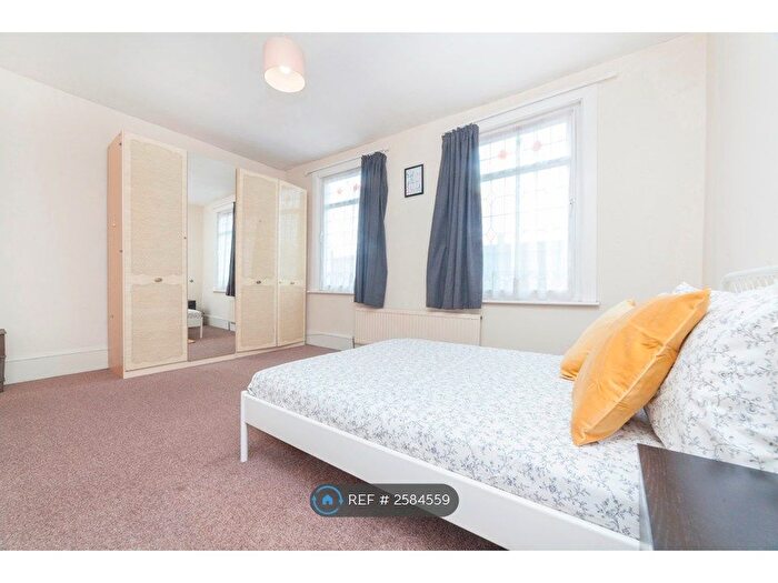 4 Bedroom Terraced House To Rent In Engleheart Road, London, SE6