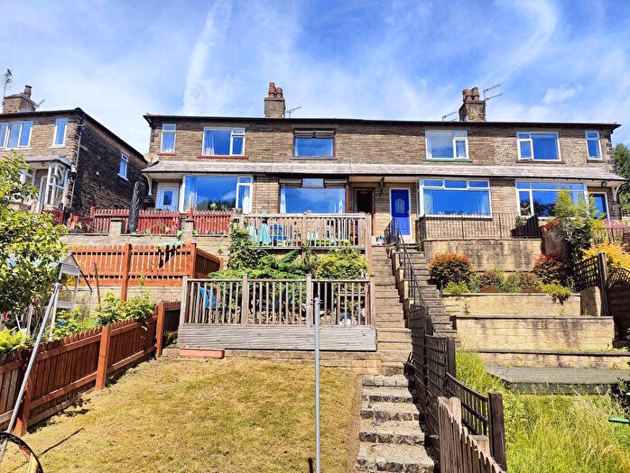 2 Bedroom Terraced House For Sale In Woodroyd Gardens, Luddenden Foot, Sowerby Bridge, HX2