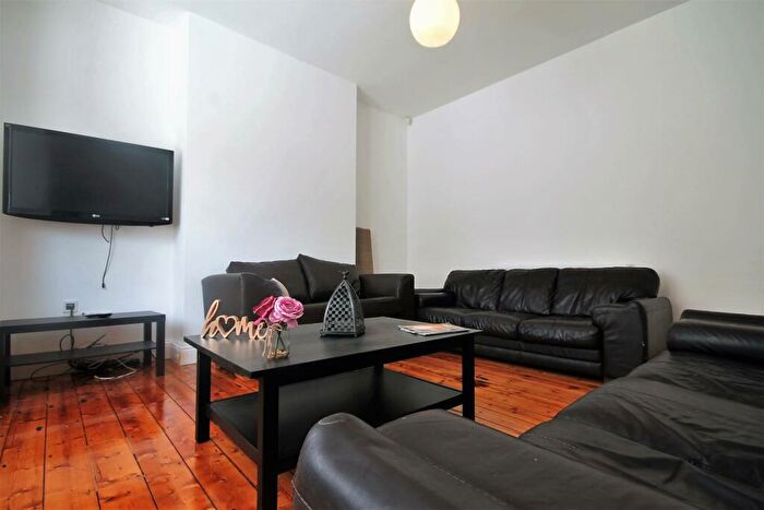 8 Bedroom Terraced House To Rent In Sunbury Avenue, Jesmond, NE2
