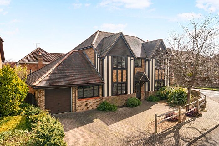 4 Bedroom Detached House For Sale In Winterbourne, Horsham, RH12