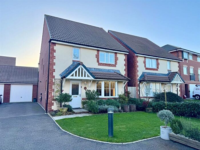 4 Bedroom Detached House For Sale In Dormouse Place, Sedbury, Chepstow, NP16