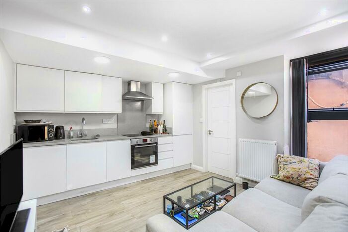 1 Bedroom Apartment To Rent In Ilderton Road, London, SE16