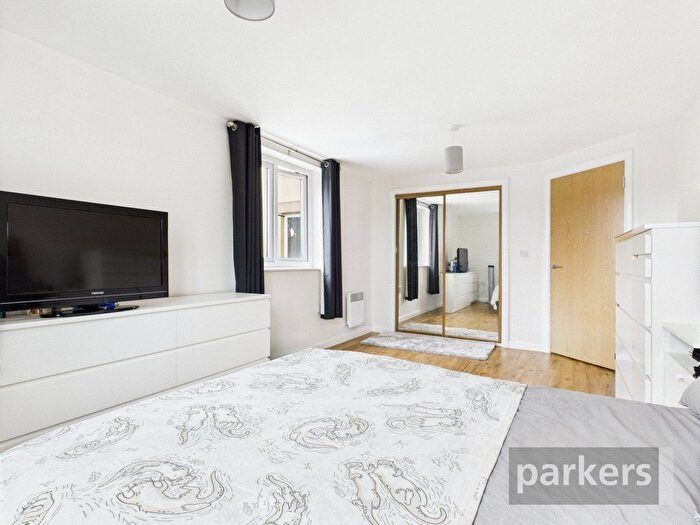 1 Bedroom Flat For Sale In Marriotts Walk, Witney, Oxfordshire, OX28
