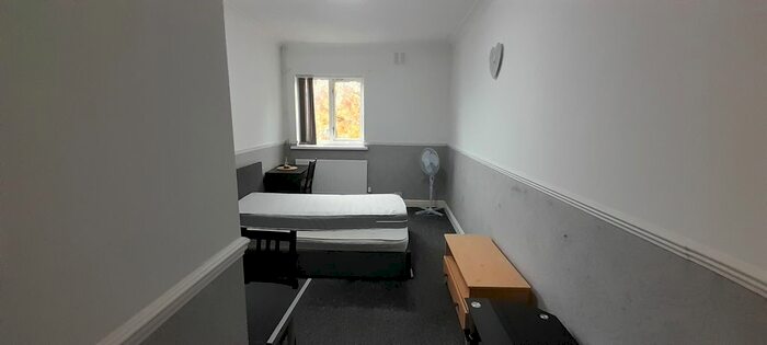 Studio To Rent In Wakefield Road, Normanton, WF6