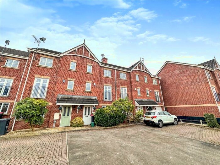 4 Bedroom House To Rent In Ellesmere Green, Eccles, Manchester, M30