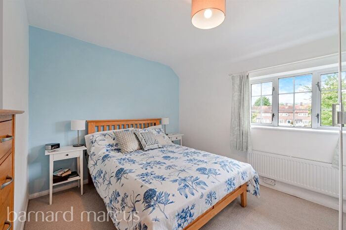 3 Bedroom Terraced House For Sale In Worsted Green, Merstham, Redhill, RH1