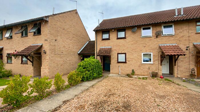 2 Bedroom End Of Terrace House For Sale In Wetherby Way, Peterborough, PE1