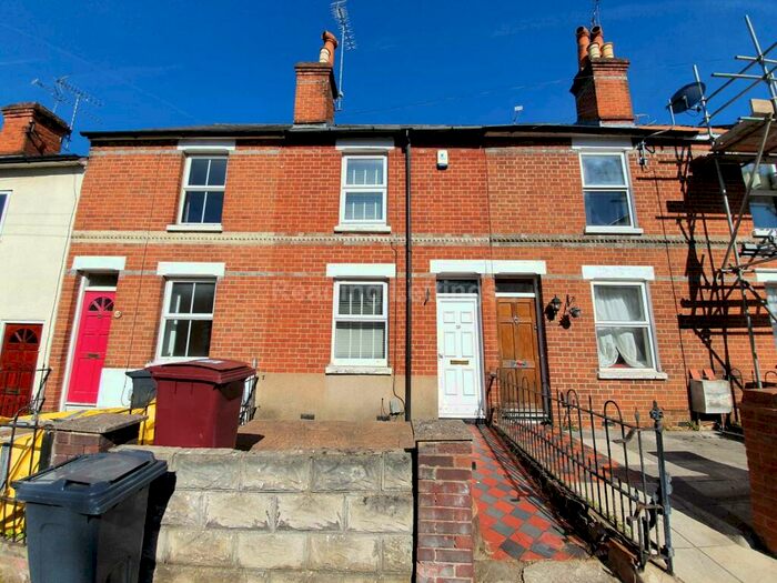 3 Bedroom Terraced House To Rent In Blenheim Gardens, Reading, RG1