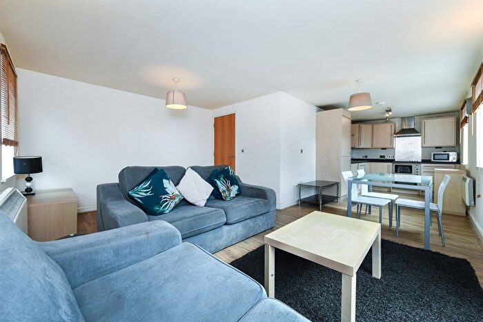 2 Bedroom Flat To Rent In Weekday Cross, Pilcher Gate, Nottingham, NG1