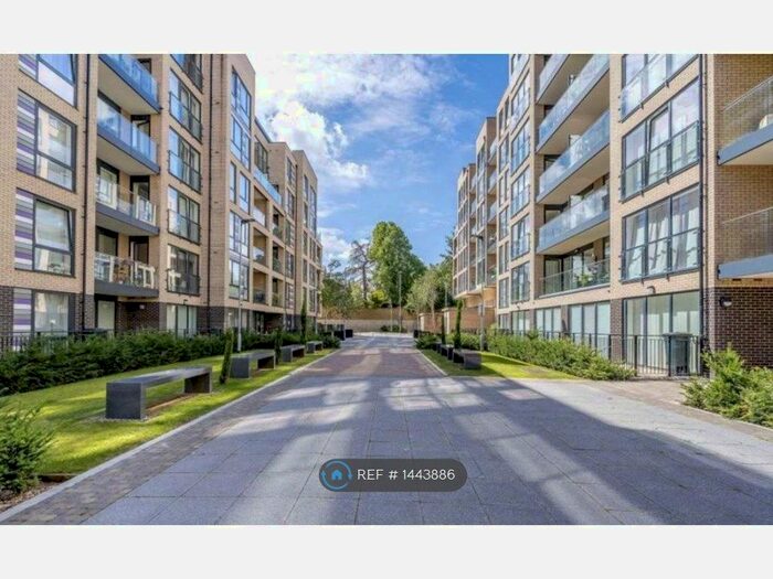 1 Bedroom Flat To Rent In Grove Place, London, SE9