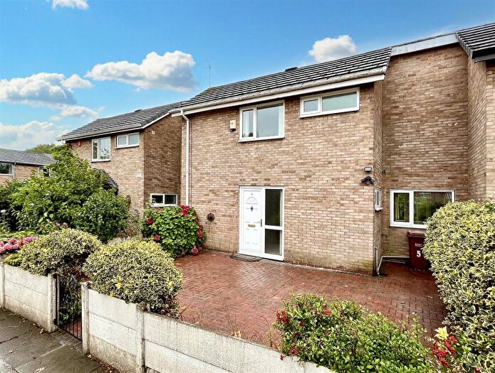 3 Bedroom Terraced House To Rent In Rookwood Avenue, Manchester, M23