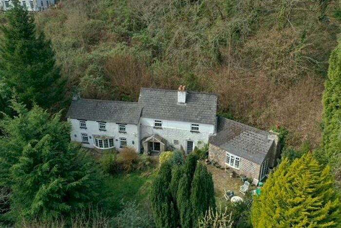 4 Bedroom Cottage For Sale In Llandogo, Monmouth, NP25