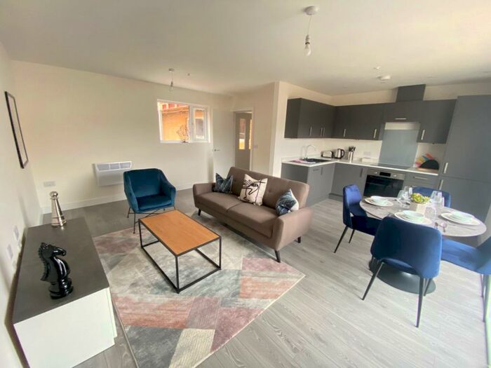 2 Bedroom Apartment To Rent In Marlowes, Hemel Hempstead, HP1