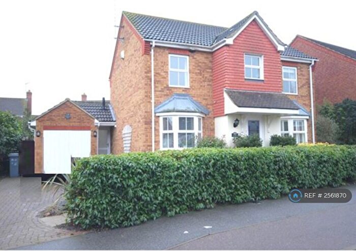 4 Bedroom Detached House To Rent In Waterson Vale, Chelmsford, CM2