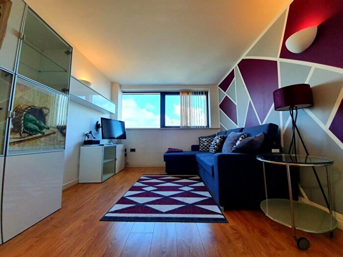 2 Bedroom Apartment To Rent In Bridgewater Place Water Lane Leeds, LS11