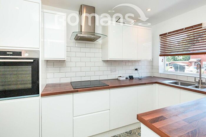 3 Bedroom Terraced House To Rent In Birkbeck Place, GU47