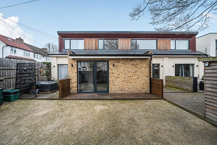 1 Bedroom Flat For Sale In Page Heath Villas, Bromley, BR1