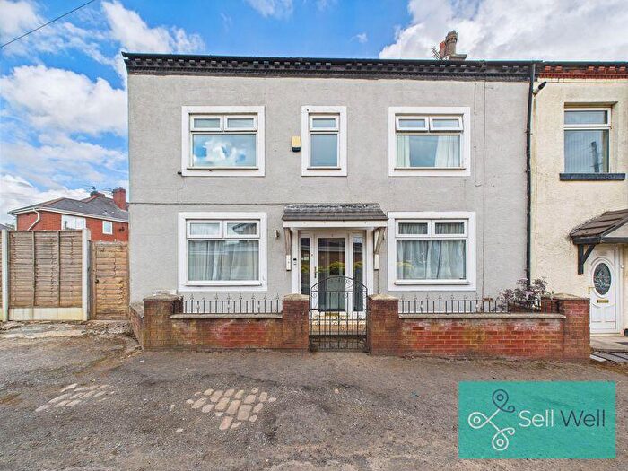 2 Bedroom Semi-Detached House For Sale In Co-Operative Street, Little Hulton, Manchester, M38
