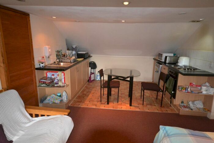 1 Bedroom Studio To Rent In Oxford Road, Reading, Berkshire, RG1