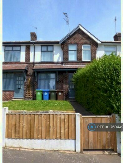 2 Bedroom Terraced House To Rent In Rooley Moor Road, Rochdale, OL12