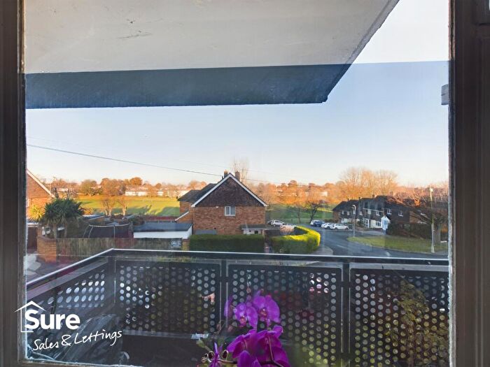 1 Bedroom Flat For Sale In Hasedines Road, Hemel Hempstead, Hertfordshire, HP1