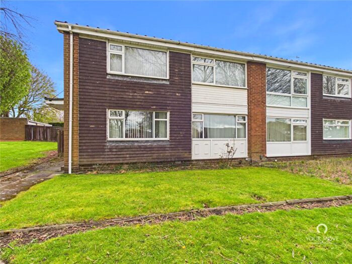 2 Bedroom Flat For Sale In Wansford Way, Whickham, NE16