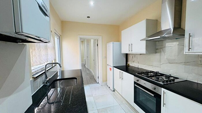 3 Bedroom Terraced House To Rent In Town Road, Edmonton, N9